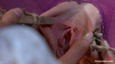 Isis Love - 'Oh God', I'M Not God I'M Isis Love, Slut - Kink - hotmovs.com