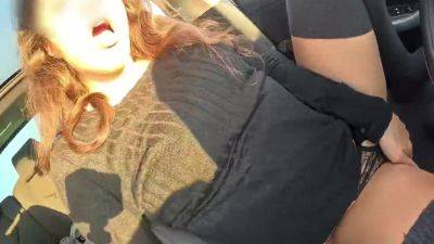 Convince A Stranger To Touch My Wet Pussy While Taking A Walk - hclips.com