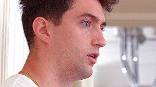 Josephine Jackson - Jimmy Bud - Stepson walks in on huge boobs stepmom - ah-me.com