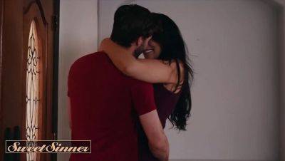 Reagan Foxx - Reagan Foxx MILF with Huge Fake Tits Fucks Lucas Frost in Hot Scenes - MileHigh - veryfreeporn.com