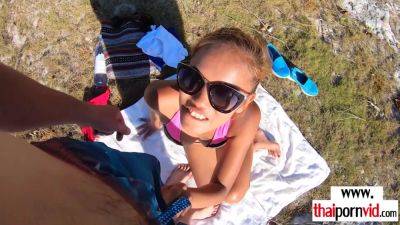 18 Years In Thai Old Has To Shag A Big Chopper Outdoor - hclips.com - Thailand