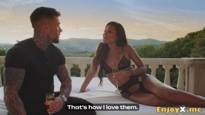 Nestor Zarc And Andrea Retali In Passionate Outdoor Screwing Of Under The Steaming Glow Of Sunset - upornia.com