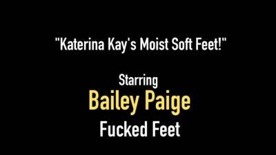 Petite Peds Katerina Kay Strokes Milks Cock with her Feet - hotmovs.com