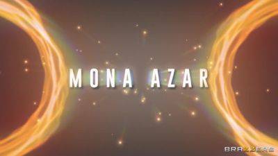 Massaging Mona With Johnny Sins, Mona Azar - Brazzers - hotmovs.com