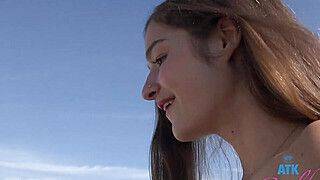 Behind the scenes blowjob in car with Violet Viper on a GFE date - ah-me.com