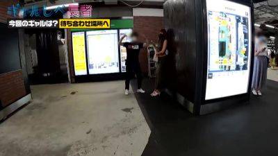 0007861_ガニ股騎乗位 唾液交換 フェラチオなどが含まれている - hotmovs.com - Japan