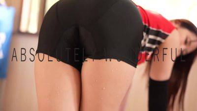 0008376_神乳 スポコス 爆乳などが含まれている - hotmovs.com - Japan