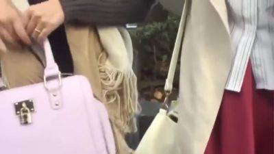 250103乳首の色とか気にする奥様に挿入i8 - hotmovs.com