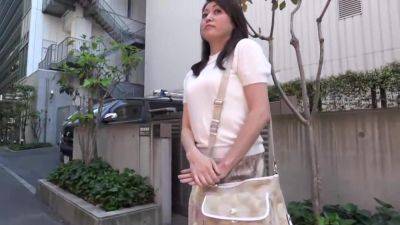 0007917_着衣ハメ 浮気 密着正常位などが含まれている - hotmovs.com - Japan