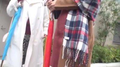 250103乳首の色とか気にする奥様に挿入i6 - hotmovs.com