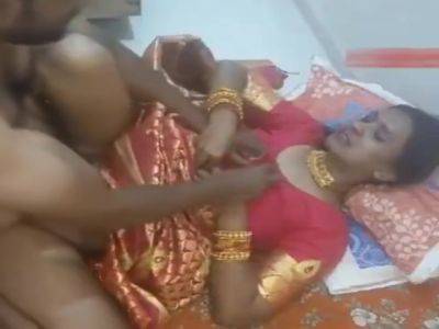 Hindi Sex - Hindi Sex - Indian Desi Girl In Room / Lesbian Indian Girlfriend - desi-porntube.com - India