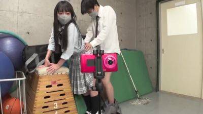 WPP246-UGUIHEVEDZ447728240 - hclips.com - Japan