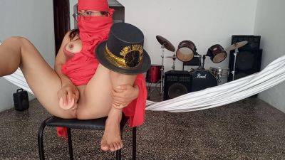 Pussy Juicy - Latina Dressed As An Indian Masturbates Her Juicy Pussy With A Normal-sized Skin-colored Dildo - desi-porntube.com - India