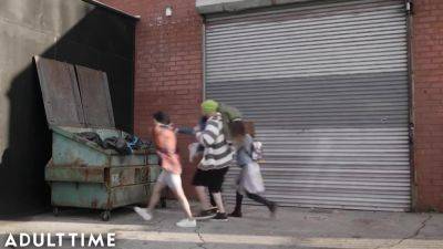 Emily Willis - Kristen Scott - Gianna Dior - Gianna Dior, Emily Willis And Kristen Scott In Teenage 18+ Lesbian Peeps On Couple At Party - hotmovs.com