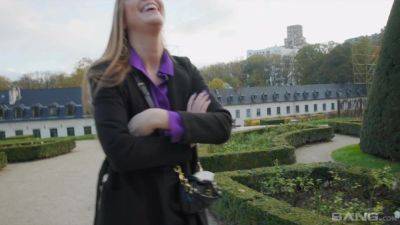 Alexis Crystal - Alexis Crystal's ass is so tight on his BBC he shoots a massive load - hotmovs.com