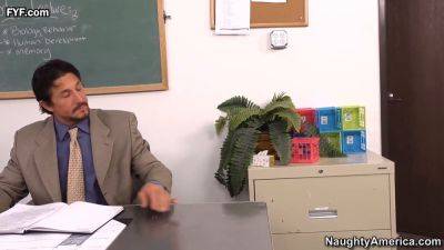 Riley Reid - Riley Reid's Academic Ambition: Sucking and Fucking to Get to College - sexu.com