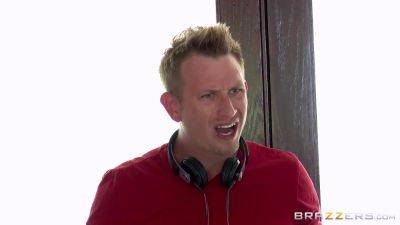 She's Dumping You With Bill Bailey, Dakota Skye - Brazzers - hotmovs.com