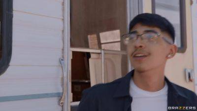 Ebony Mystique - Jimmy Michaels - Diego Perez - Welcome To Humper's Park 1 With Hazel Moore, Ebony Mystique, Jimmy Michaels, Diego Perez - Brazzers - hotmovs.com