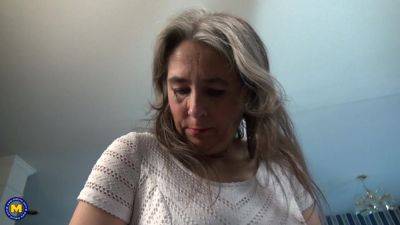 Olivia Likes To Show Her Hairy Pussy! - MatureNl - hotmovs.com - Usa