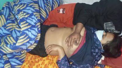 Hindi Sex - Beautiful Indian Girl Sucking The Penis With Hindi Sex - desi-porntube.com - India