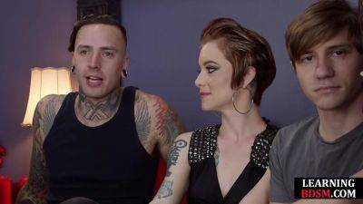 Nasty cougar deepthroating 2 dicks - hotmovs.com