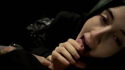 Me Follo A Mi Hermanastra En La Calle Por La Noche Sin Que Nadie Nos Vea - Exloverx With Verified Amateurs And Neferet Exposito - hclips.com - Czech Republic - Russia