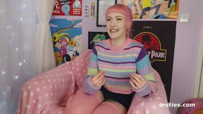 Exotic Evie Loves Masturbating In Silky Stockings - hclips.com