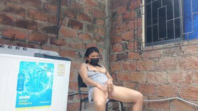 Slut In The Yard Showing Her Pussy - Under Her Dress - desi-porntube.com - India