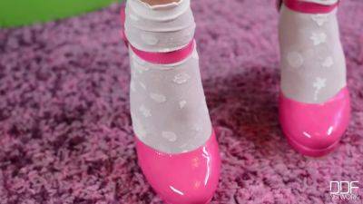 Cute with her Bow - hotmovs.com - Russia