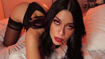 Seductive Demon Stepmommy: Temptation And Desires - hclips.com