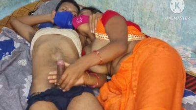 Indian Desi Local Village Teen 18+ Bhabhi Outdoor Xxxx Video, Indian Beautiful Outdoor Sex Video With Village Bhabhi And Village Outdoor - desi-porntube.com - India