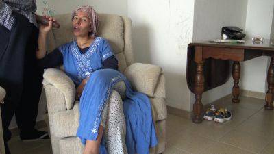 Istanbulda Kurt Kadın Siyah Bir Adamın Penisini Saksoladı - Turk Porno - Souzan Halabi And Saya Karim - hclips.com