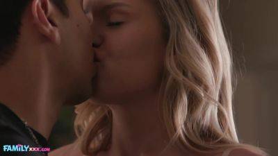 Salacious Juliana Marie Fills Her Needs To The Max - hotmovs.com