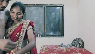 Indian Bhabhi Hot Affair: Friend's Wife Seduced For Hardcore Doggy Style Sex - veryfreeporn.com - India