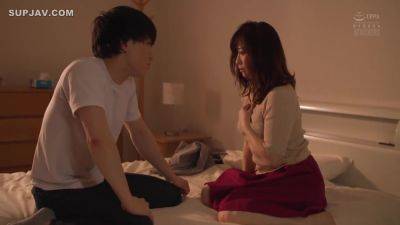 I Was Embraced By My Stepdaughters Boyfriend - videomanysex.com - Japan