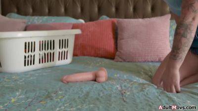 Damn girl I didnt expect to walk in on you toying your pussy - hotmovs.com