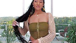 Pretty face Tia makes debut on a big dick - ah-me.com