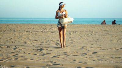 Feast and Cream With Liya Silver - hotmovs.com