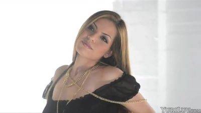 Yuri Luv in Big Tits Big Ass Play Clip#1 - hotmovs.com