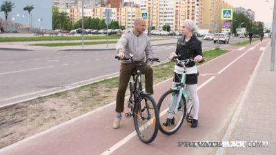 Horny Big Stepdad Fucks Naughty Teen 18+ Stepdaughter With Annika Amour - hotmovs.com