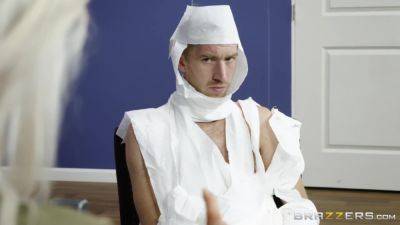 Rachel Roxxx - The Office Mummy With Rachel Roxxx, Danny D - Brazzers - hotmovs.com