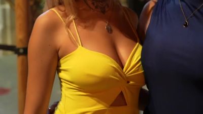 Rose enjoys a nice bath... - Jacquie et Michel TV - hotmovs.com - France