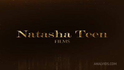 Newbie teen gianna Gotti first anal - hotmovs.com