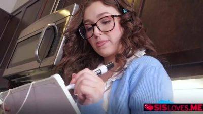 Leana Lovings - Stepbro Helps His Shy Stepsis - hotmovs.com