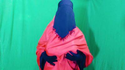 Superstar Queen Apu Biswas Is Having Sex With Her Hero And Talking Dirty - desi-porntube.com - India