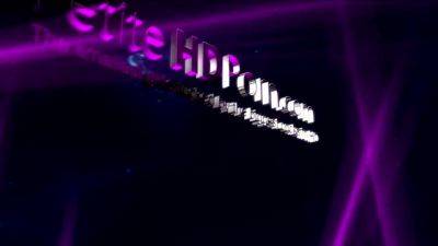 Petite Lesbian Teens 18+ Find That Tight Pussy Tastes Better Outdoors - hotmovs.com