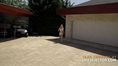 Mary Rock And Alecia Fox In Foursome With Hot Yoga Girls - hotmovs.com