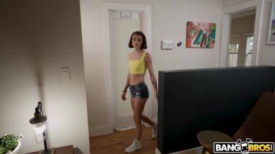 Gets Caught in The Act - hotmovs.com