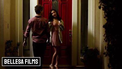 Bellesa - Skinny Small Tit Takes Big Load On Her Bubble Butt - Emily Willis - hotmovs.com