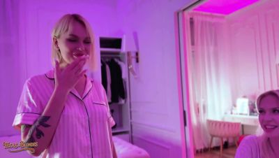 Vera Jarw - Eager Blonde Babes Greta Foss & Vera Jarw Raw Threesome Fuck with Mr. Texas - veryfreeporn.com - Britain